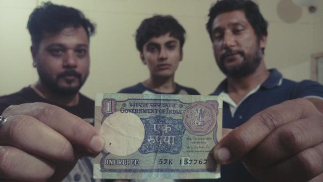 A still from the play, Ek Rupaiya. (HT Photo) A still from the play, Ek Rupaiya. (HT Photo)