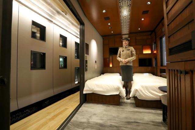 Sky View 10 000 Room Here S What You Can Enjoy On The Japanese Luxury Train Travel Hindustan Times