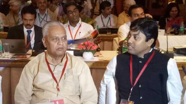 Bihar power minister Bijendra Prasad Yadav (left) at power ministers' conference in New Delhi. (HT file photo)