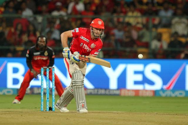Shaun Marsh started off in aggressive fashion to revive Kings XI Punjab against Royal Challengers Bangalore in IPL 2017 (BCCI)