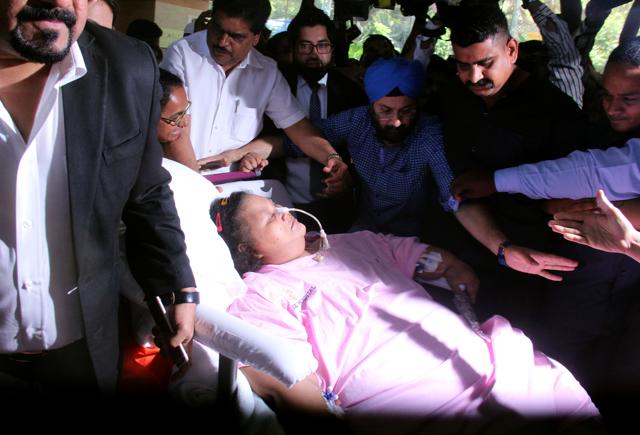 Seen in picture with state health minister Dr Deepak Sawant. (Bhushan Koyande)