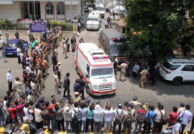 The ambulance heads towards Mumbai airport. (Bhushan Koyande)