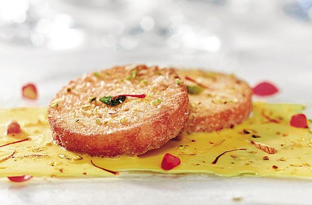 The Shahi Tukra at Saffron restaurant in Juhu JW Marriot is even better than the Dum-Pukht version