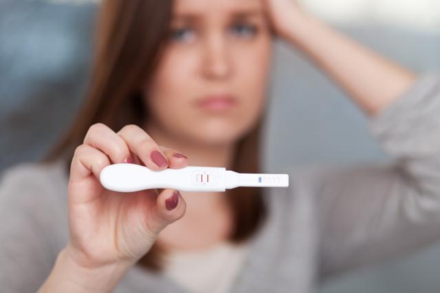 Due to lack of nutrients in a high pH atmosphere, sperm cells either get harmed leading to its abnormal shape and poor quality or eventually die, say experts. (Shutterstock)