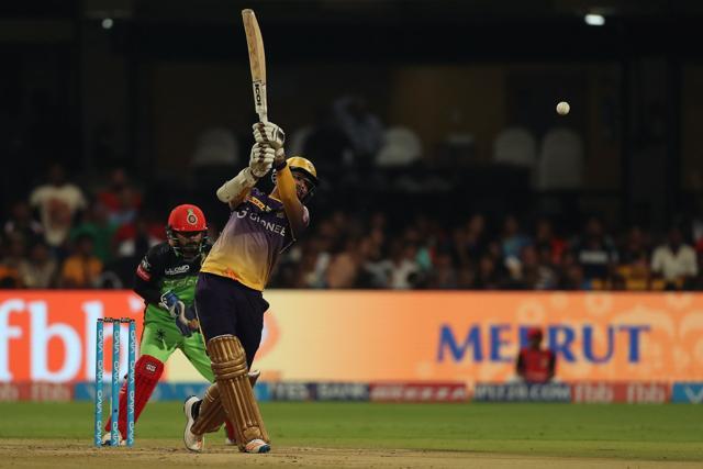Sunil Narine slammed three consecutive sixes off Samuel Badree to dent RCB. (BCCI)