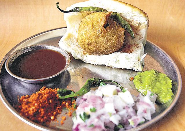 The most popular street food in Mumbai - the Vada Pav. (HT Photo)