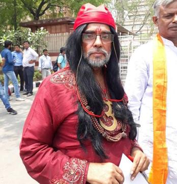Reality show star and self-styled guru Swami Om at the ACB office on Monday. (HT Photo) Reality show star and self-styled guru Swami Om at the ACB office on Monday. (HT Photo)
