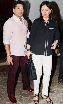 Sachin Tendulkar with wife Anjali Tendulkar. (Viral Bhayani) Sachin Tendulkar with wife Anjali Tendulkar. (Viral Bhayani)