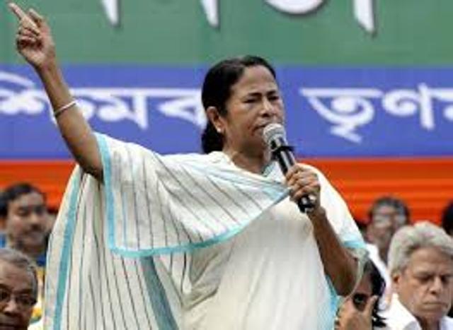 Mamata Banerjee has always highlighted police firing on the youth Congress agitation on July 21, 1993 as one of the worst cases of police atrocities during the 34-year Left rule in Bengal. (HT Photo) Mamata Banerjee has always highlighted police firing on the youth Congress agitation on July 21, 1993 as one of the worst cases of police atrocities during the 34-year Left rule in Bengal. (HT Photo)