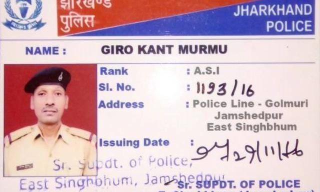 Deceased Jharkhand cop's ID. (HT photo) Deceased Jharkhand cop's ID. (HT photo)