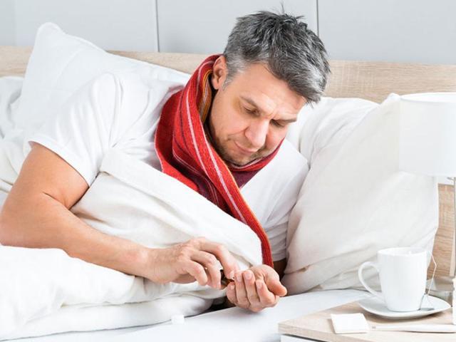 It’s best to avoid painkillers for small aches and pains. ( photo) (Shutterstock) It’s best to avoid painkillers for small aches and pains. ( photo) (Shutterstock)