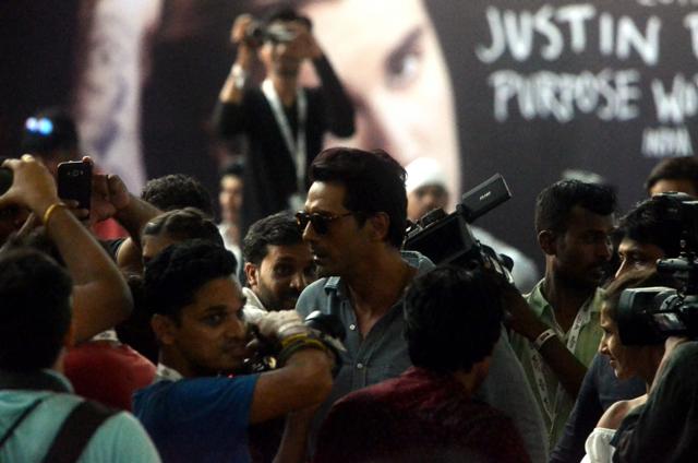 Arjun Rampal at the concert. (IANS) Arjun Rampal at the concert. (IANS)
