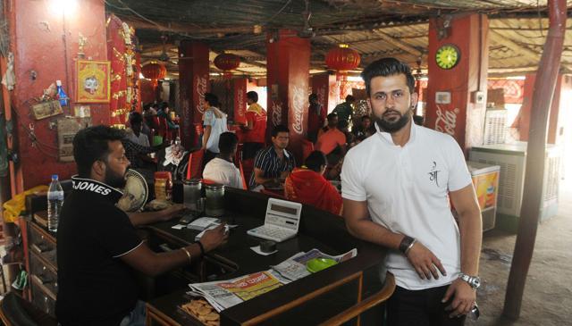 Rahul Sahu at his dhaba, Ma Hotel located on NH33 near Tamar (HT Photo) Rahul Sahu at his dhaba, Ma Hotel located on NH33 near Tamar (HT Photo)