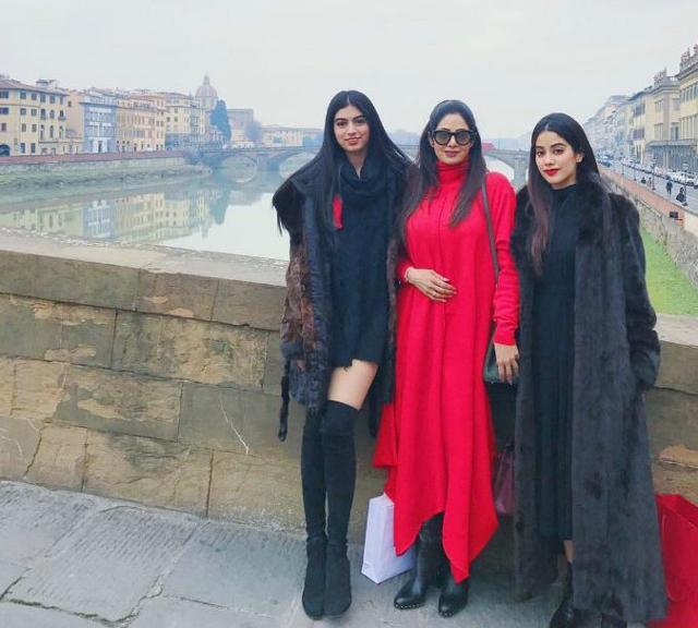 Sridevi, Jhanvi and Khushi often give us #travelenvy with their Instagram uploads. (Instagram/sridevi.kapoor)