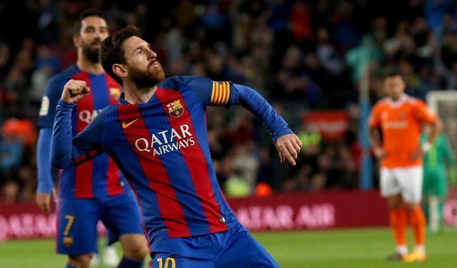 The new contract offered by FC Barcelona can boost Lionel Messi’s salary to a huge extent. (REUTERS) The new contract offered by FC Barcelona can boost Lionel Messi’s salary to a huge extent. (REUTERS)