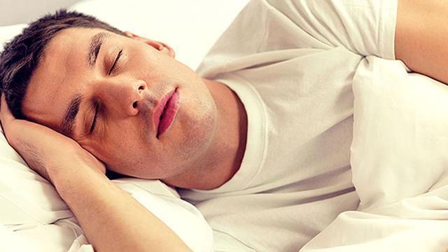 Sleeping late activates anti-sperm antibody. (Shutterstock)