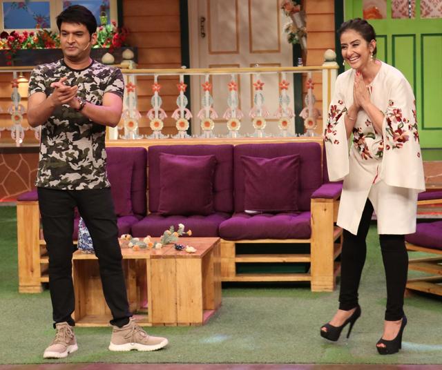 The actor not just enjoyed the show but also interacted with the audience.