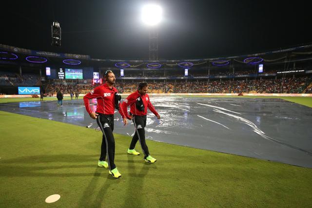 Overs started to reduce after 11:53 PM as rain continued to delay the start of KKR’s chase against SRH. (BCCI)