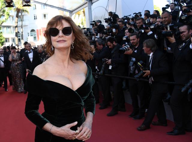 US actress Susan Sarandon poses as she arrives on May 17, 2017 for the screening of the film Ismael’s Ghosts (Les Fantomes d'Ismael) during the opening ceremony of the 70th edition of the Cannes Film Festival . (AFP) US actress Susan Sarandon poses as she arrives on May 17, 2017 for the screening of the film Ismael’s Ghosts (Les Fantomes d'Ismael) during the opening ceremony of the 70th edition of the Cannes Film Festival . (AFP)