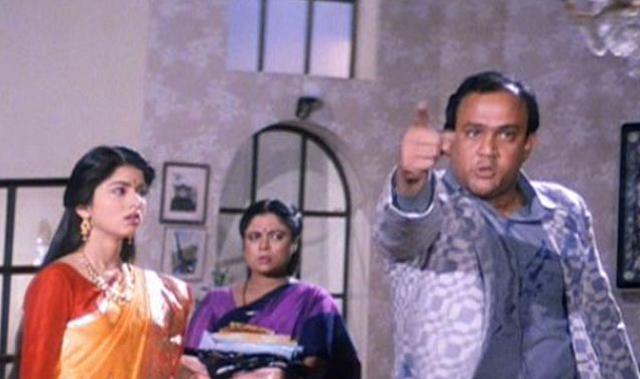 Reema Lagoo played the role of Salman Khan’s mother in Maine Pyar Kiya (1989) Reema Lagoo played the role of Salman Khan’s mother in Maine Pyar Kiya (1989)