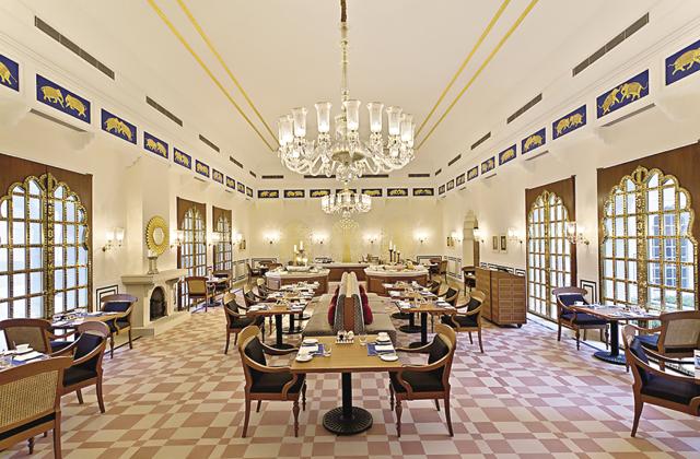 Sukh Vilas in Chandigarh has managed to create a successful fusion version of the Rara Ghosht. Sukh Vilas in Chandigarh has managed to create a successful fusion version of the Rara Ghosht.