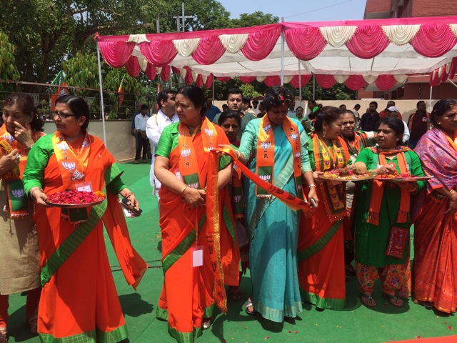 Mayor Asha Jaswal and women from the party’s mahila wing at the Chandigarh BJP office. (HT Photo) Mayor Asha Jaswal and women from the party’s mahila wing at the Chandigarh BJP office. (HT Photo)