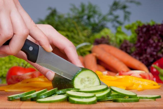 Go easy on tomatoes, potatoes, cucumbers. Here’s why | Health ...