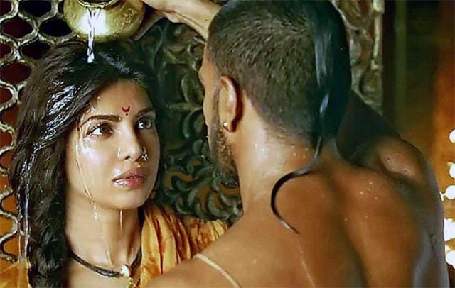 Priyanka and Ranveer in Bajirao Mastani.