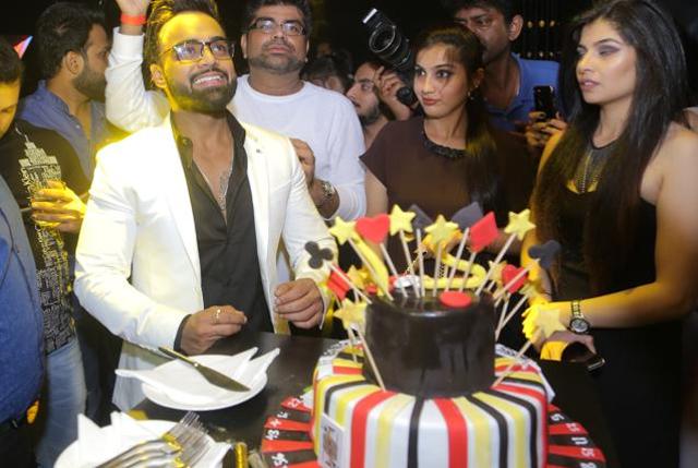 A two-tier cake on a Roulette theme for the birthday boy, Indeep Bakshi.