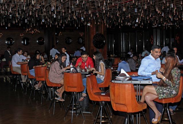 At the rambling Tamasha in Lower Parel, both menu and service are designed for the work crowd. The servers remember each person’s order in a group, which helps split the bill 16 ways. (Satyabrata Tripathy/ HT Photo)