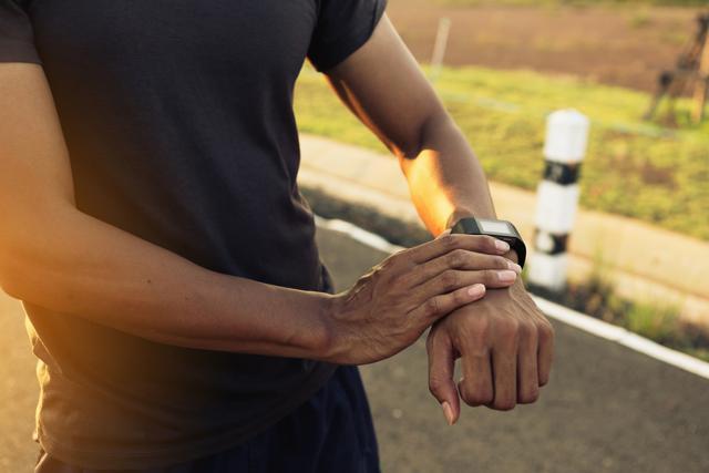 The take-home message is that a user can pretty much rely on a fitness tracker’s heart rate measurements. (Shutterstock) The take-home message is that a user can pretty much rely on a fitness tracker’s heart rate measurements. (Shutterstock)