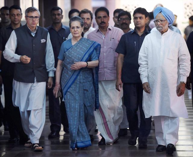 Former prime minister Manmohan Singh, Congress president Sonia Gandhi, party vice-president Rahul Gandhi and former Jammu and Kashmir CM and National Conference president Omar Abdullah after a meeting to discuss the strategy for the upcoming Presidential election. (PTI) Former prime minister Manmohan Singh, Congress president Sonia Gandhi, party vice-president Rahul Gandhi and former Jammu and Kashmir CM and National Conference president Omar Abdullah after a meeting to discuss the strategy for the upcoming Presidential election. (PTI)
