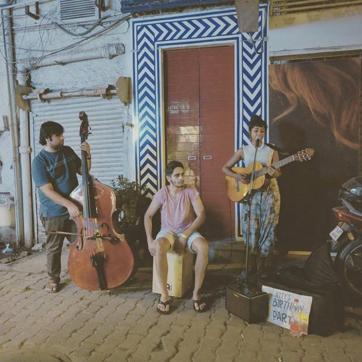 Ditty, a Delhi-based band, performs in Khan Market. (Bhavika Aggarwal/Instagram) Ditty, a Delhi-based band, performs in Khan Market. (Bhavika Aggarwal/Instagram)