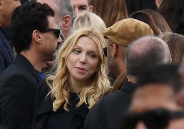 Courtney Love attends the funeral and memorial service for Soundgarden frontman Chris Cornell, May 26, 2017 at Hollywood Forever Cemetery in Los Angeles, California. (AFP) Courtney Love attends the funeral and memorial service for Soundgarden frontman Chris Cornell, May 26, 2017 at Hollywood Forever Cemetery in Los Angeles, California. (AFP)