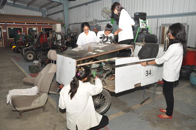Students at a workshop (Manav Rachna )