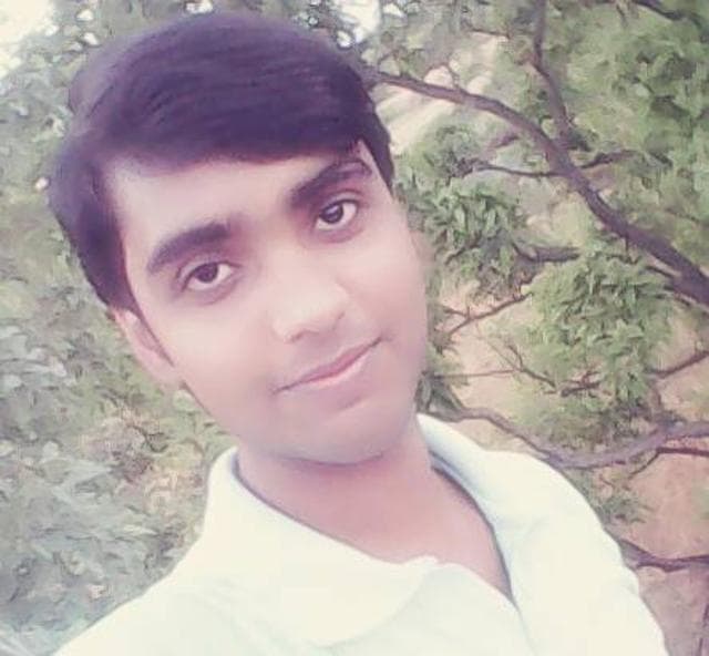 Son of a salesman working in Gujarat, Rishav of Muzaffarpur is aiming to become an officer in Bihar by competing in Bihar Public Service Commission (BPSC). He secured 80.4% marks. (Handout) Son of a salesman working in Gujarat, Rishav of Muzaffarpur is aiming to become an officer in Bihar by competing in Bihar Public Service Commission (BPSC). He secured 80.4% marks. (Handout)