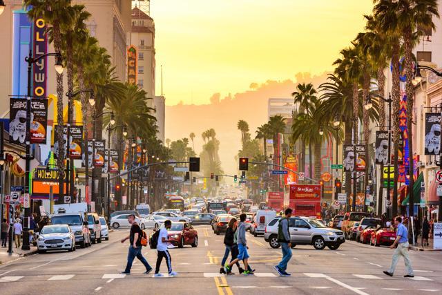 People who had children were around 2% likely to walk in areas with high collision risk. (Shutterstock) People who had children were around 2% likely to walk in areas with high collision risk. (Shutterstock)