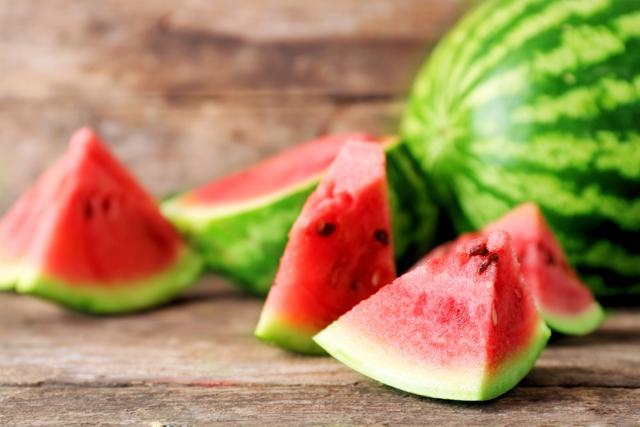 Feel fresh and beat the heat with summer fruits for glowing skin, hair | Health - Hindustan Times Feel fresh and beat the heat with summer fruits for glowing skin, hair | Health - Hindustan Times