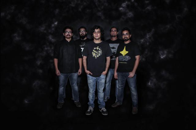 Fake Plastic Friends only performs covers of songs by English progressive rock outfit, Porcupine Tree. Fake Plastic Friends only performs covers of songs by English progressive rock outfit, Porcupine Tree.