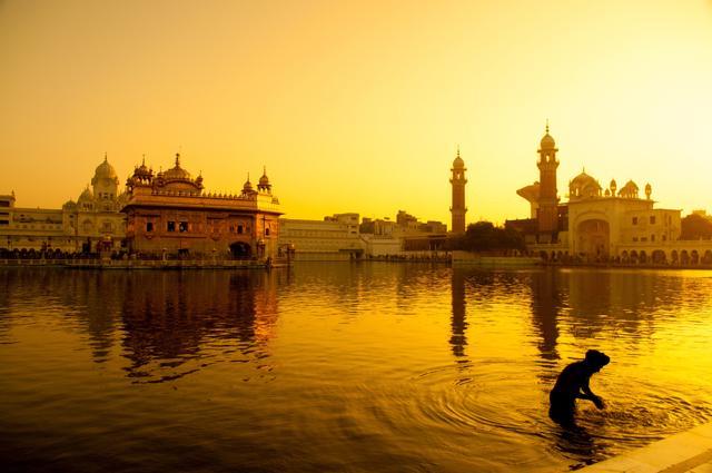 The Golden Temple, Amritsar. (Shutterstock) The Golden Temple, Amritsar. (Shutterstock)