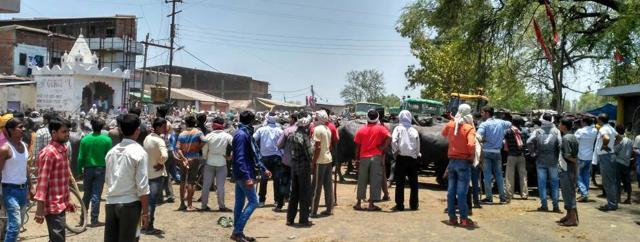 Superintendent of police MS Sikarwar said about eight rounds of teargas shells were fired to disperse the mob. (Monika Pandey/HT Photo) Superintendent of police MS Sikarwar said about eight rounds of teargas shells were fired to disperse the mob. (Monika Pandey/HT Photo)