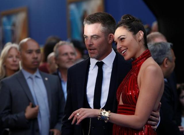 Cast members Gal Gadot and Chris Pine pose at the premiere of Wonder Woman in Los Angeles. (Reuters) Cast members Gal Gadot and Chris Pine pose at the premiere of Wonder Woman in Los Angeles. (Reuters)