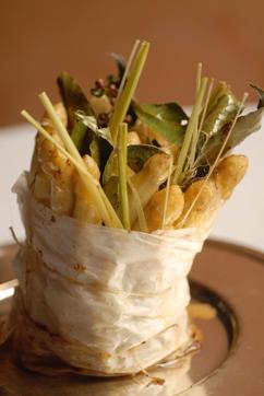 Asperge á la Verticale, a sought after dish at L’Arpège (JC Amiel)
