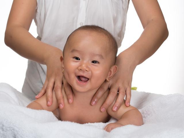 It is important to choose the right massage oils in summer. (Shutterstock) It is important to choose the right massage oils in summer. (Shutterstock)