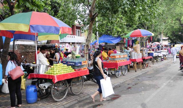 The Sector 22 Shastri market in a relatively clean avatar. (HT Photo) The Sector 22 Shastri market in a relatively clean avatar. (HT Photo)