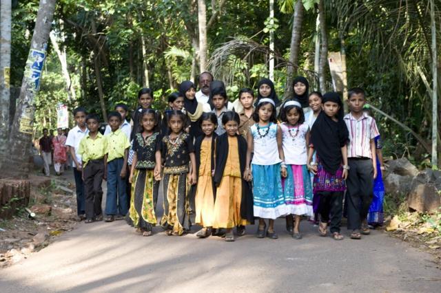 Pairs of twins in Kodinhi, Kerala. The place approximately has 600 pairs of twins. (Niklas Halle'n) Pairs of twins in Kodinhi, Kerala. The place approximately has 600 pairs of twins. (Niklas Halle'n)