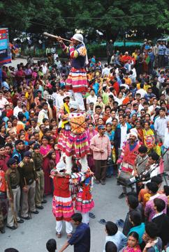 Traditional Cholia dance at Nainital Mall (Anup Sah) Traditional Cholia dance at Nainital Mall (Anup Sah)