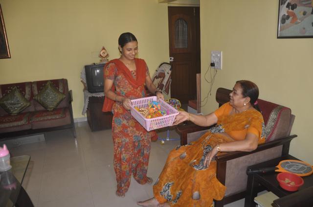 Indian Maid Serving Master Telegraph 