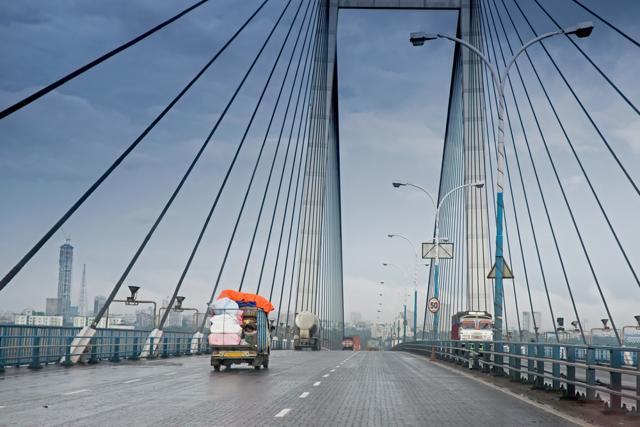 Vidyasagar Setu (Bridge) during the day. (Shutterstock) Vidyasagar Setu (Bridge) during the day. (Shutterstock)