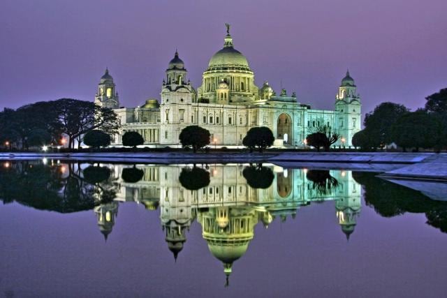 Victoria Memorial in the evening. (Shutterstock) Victoria Memorial in the evening. (Shutterstock)